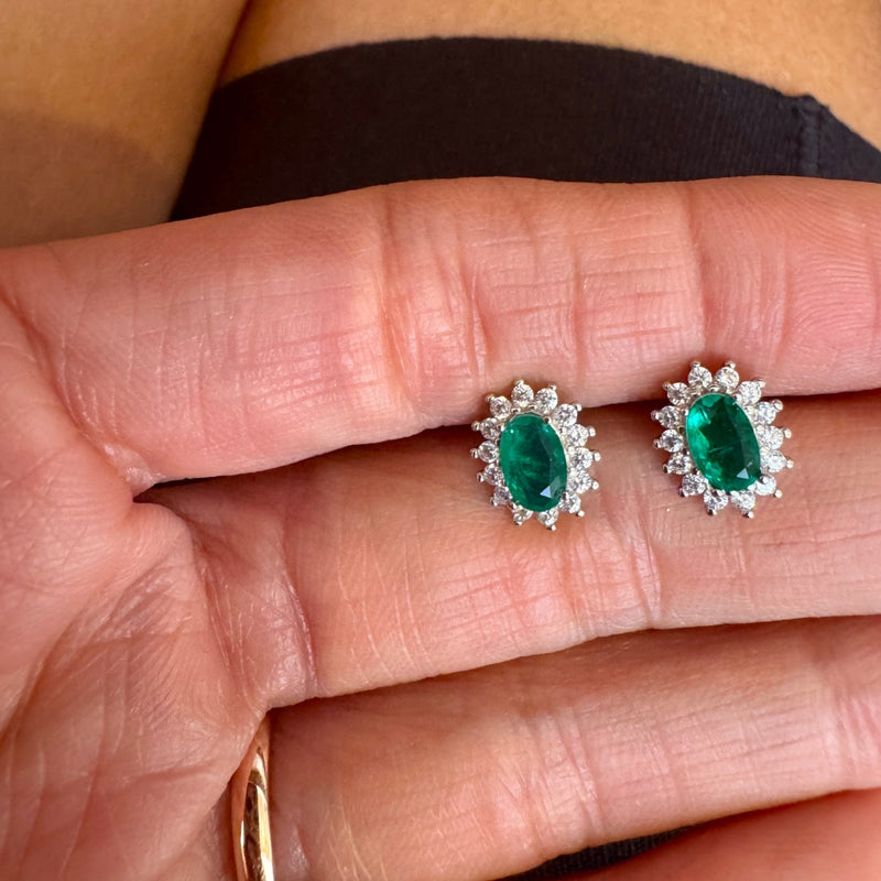 Versailles Halo Stus Earrings Emerald