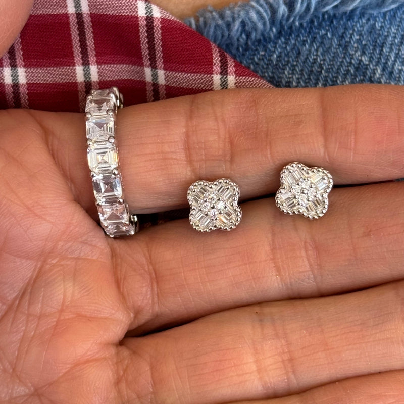 Moissanite Clover Pave Studs