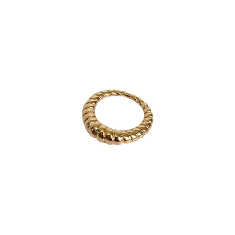 Twirl Gold Ring